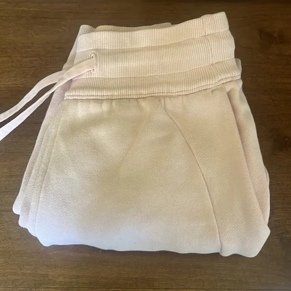 Lululemon scuba joggers - Picture 2 of 3